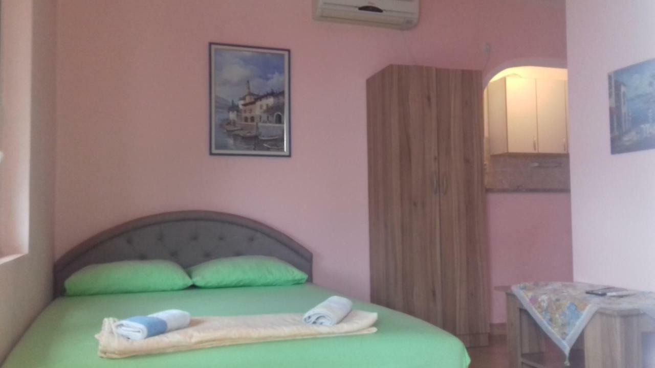 Apartmani Pikula Сутоморе Экстерьер фото